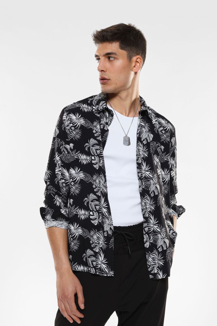 Camicia fantasia floreale con colletto classico